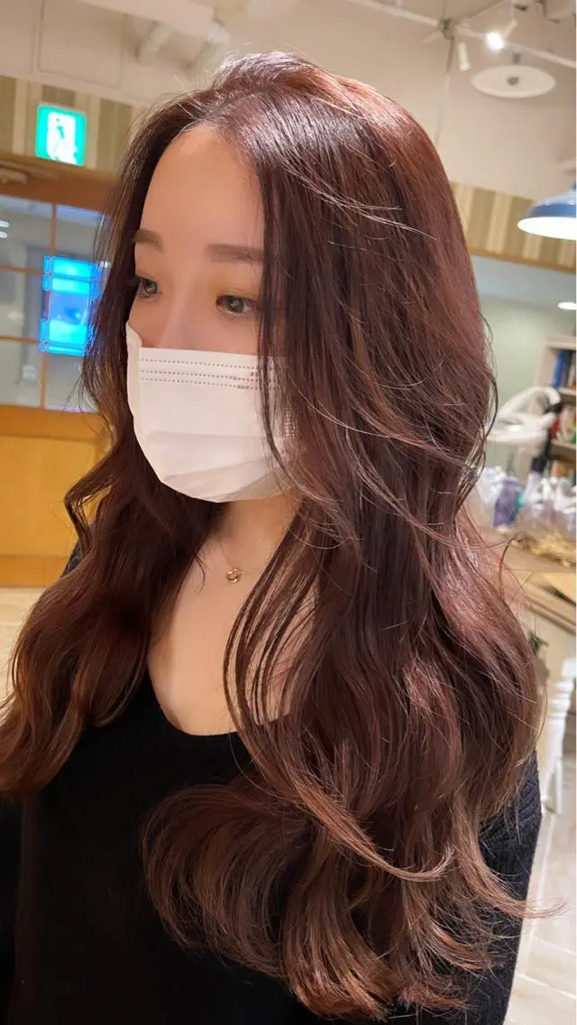 ロング e rikaのヘアスタイル