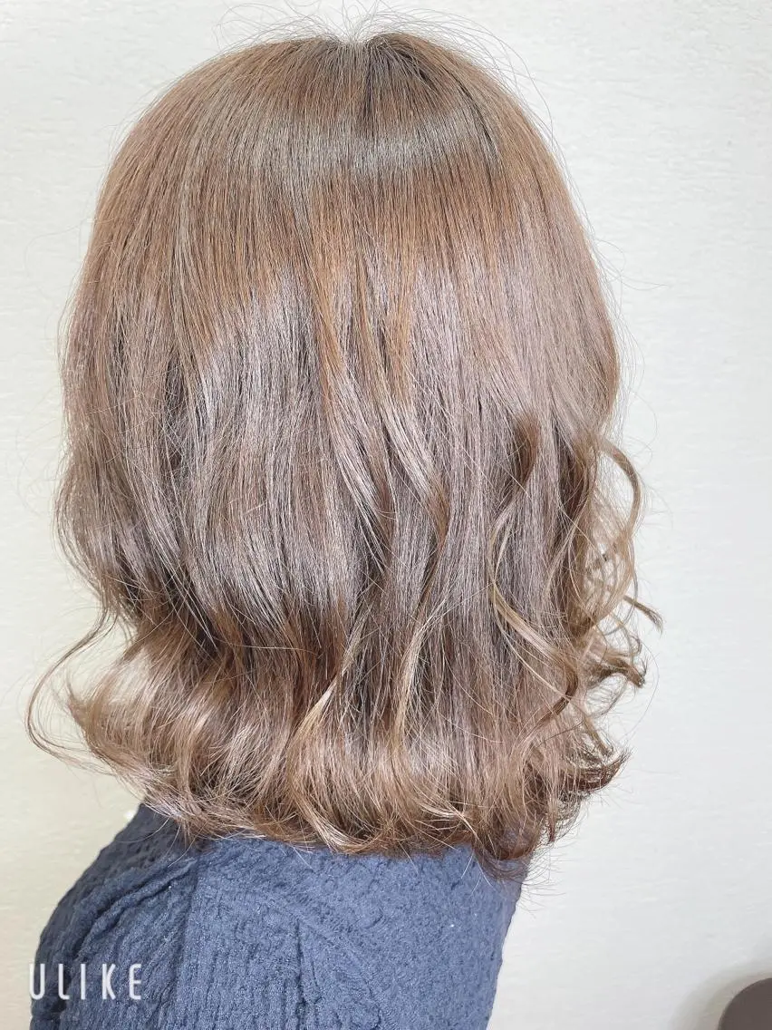 セミロング カラー アッシュ ベージュカラー カット ヘアカラー ❣️モードケイズ塚口 和田一将のヘアスタイル