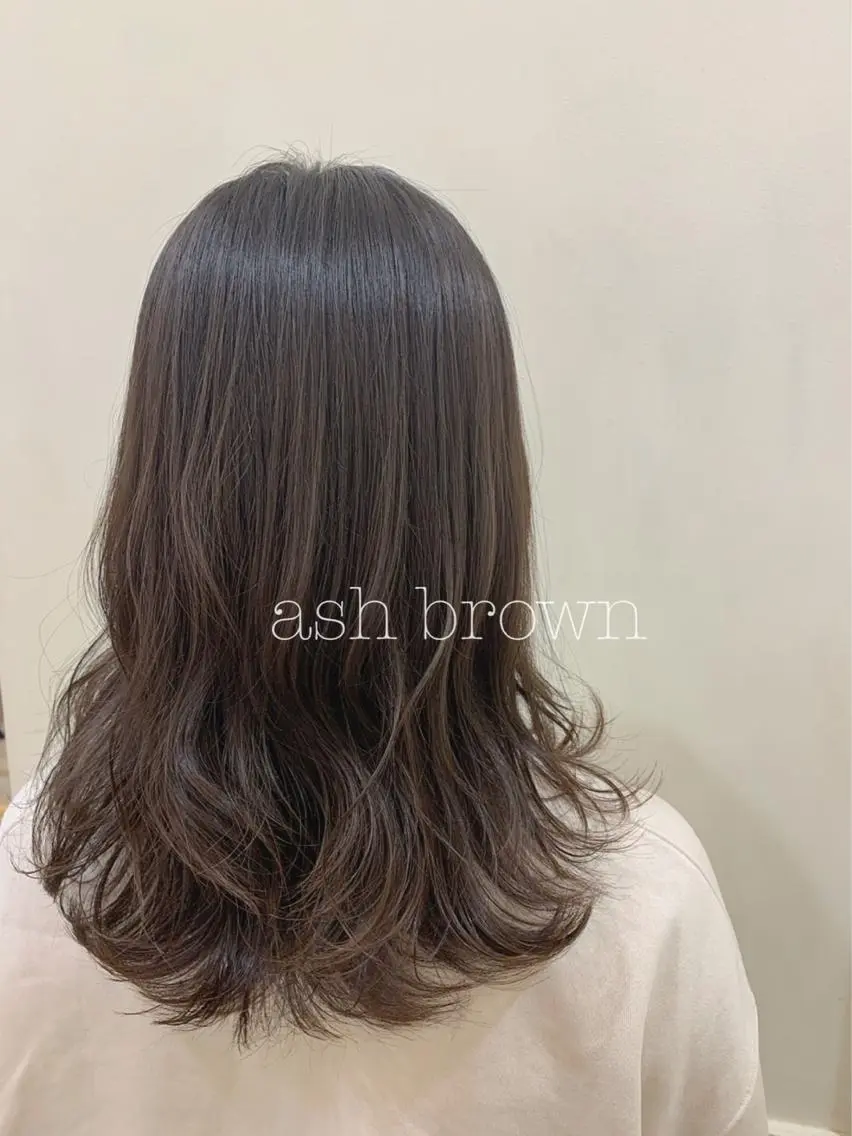 セミロング カラー カット ヘアカラー トリートメント ぱつっとボブ/ 小野あかねのヘアスタイル