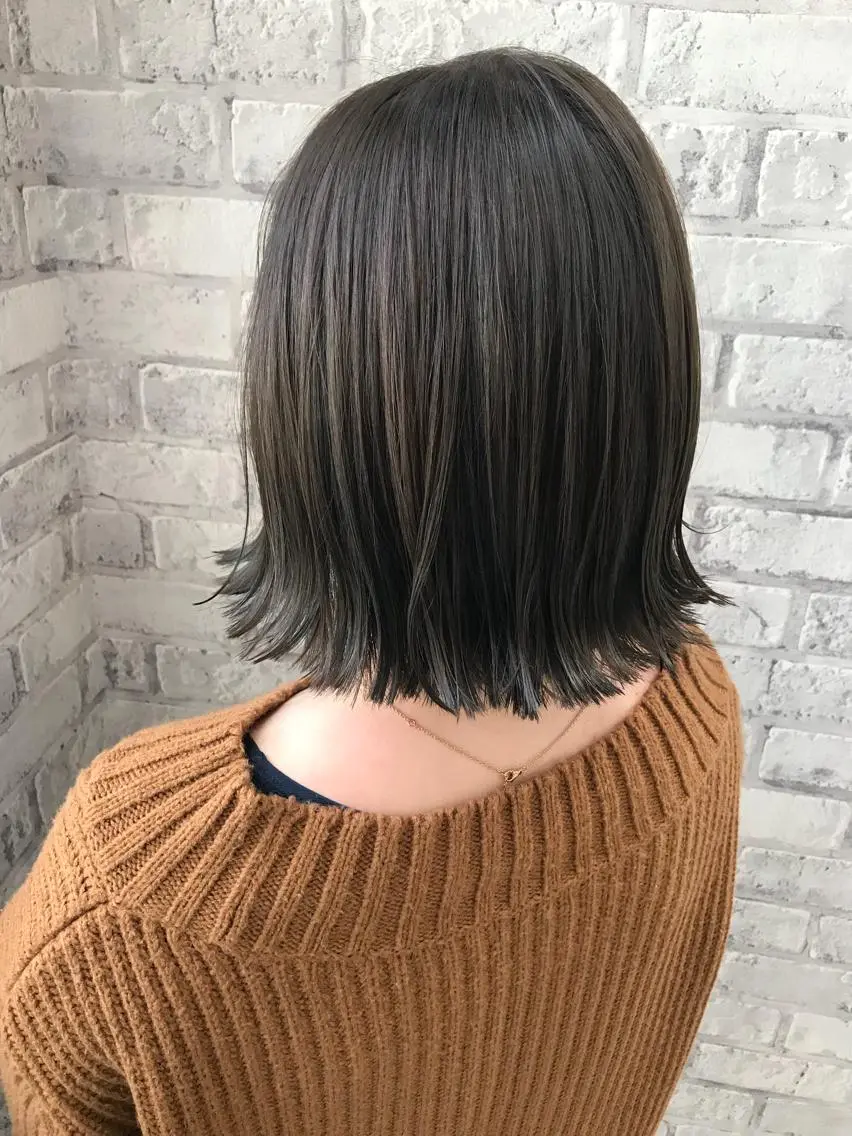 ショート カラー アッシュ ヘアカラー トリートメント Oopsレイヤー 加藤澄都のヘアスタイル