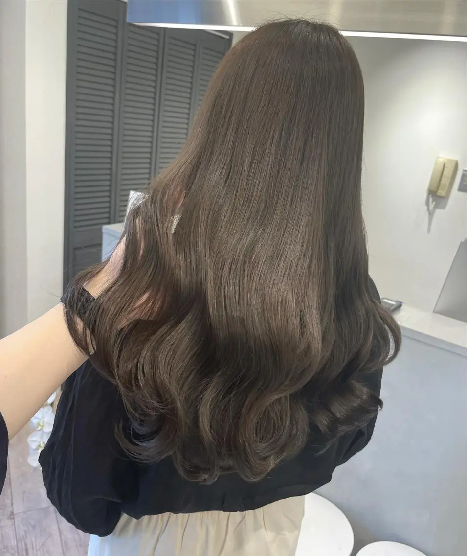 ロング Loob.TOKYO MIYA🌈のヘアスタイル