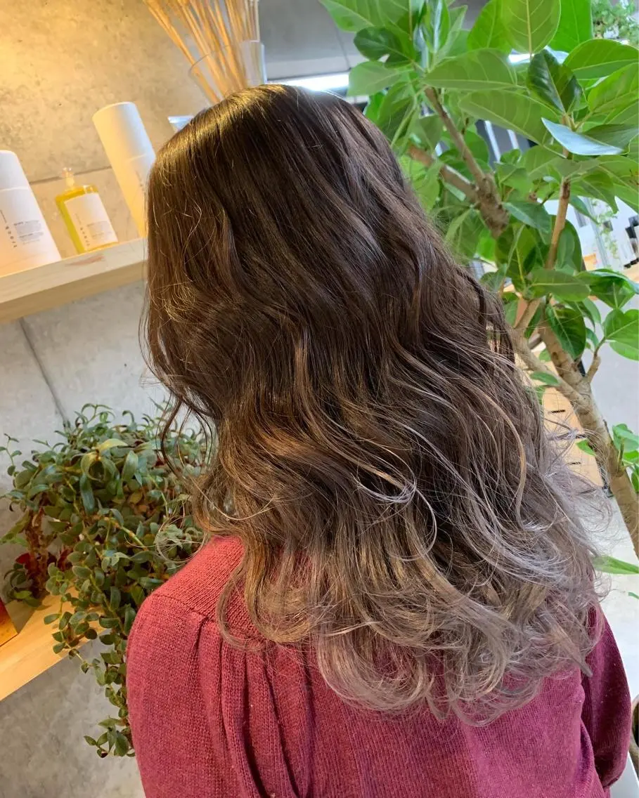 ロング カラー ヘアカラー トリートメント 天野 開のヘアスタイル