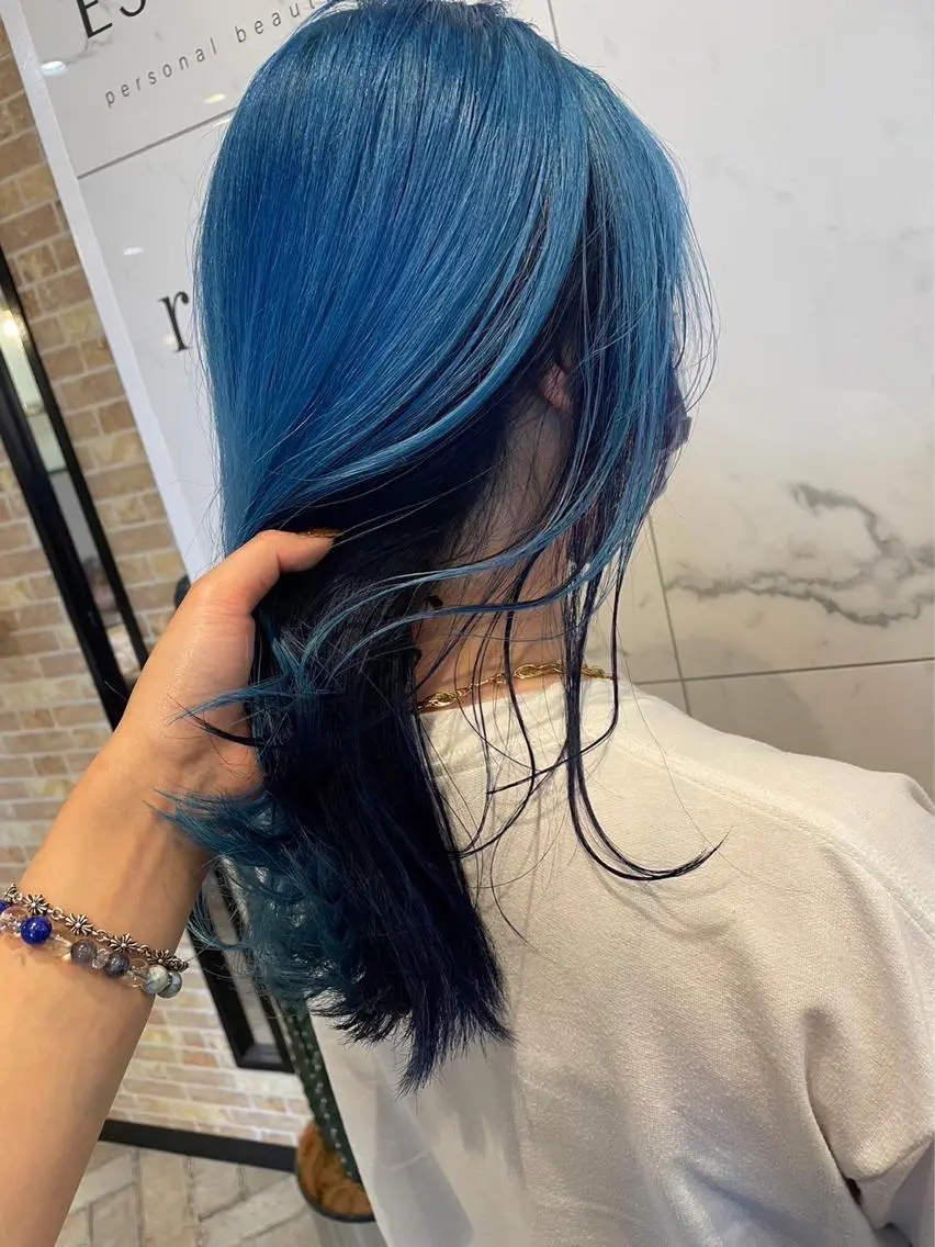 ロング 小島 陽成のヘアスタイル