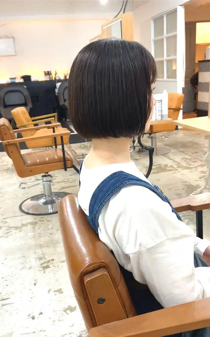 ショート ショートヘア、ボブ こやさん コヤマのヘアスタイル