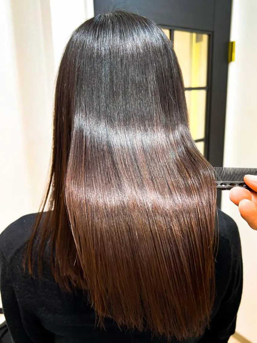 ロング HITOMI .のヘアスタイル
