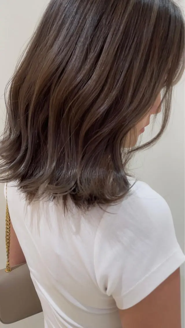 ミディアム カット ヘアカラー 池田 早穂のヘアスタイル