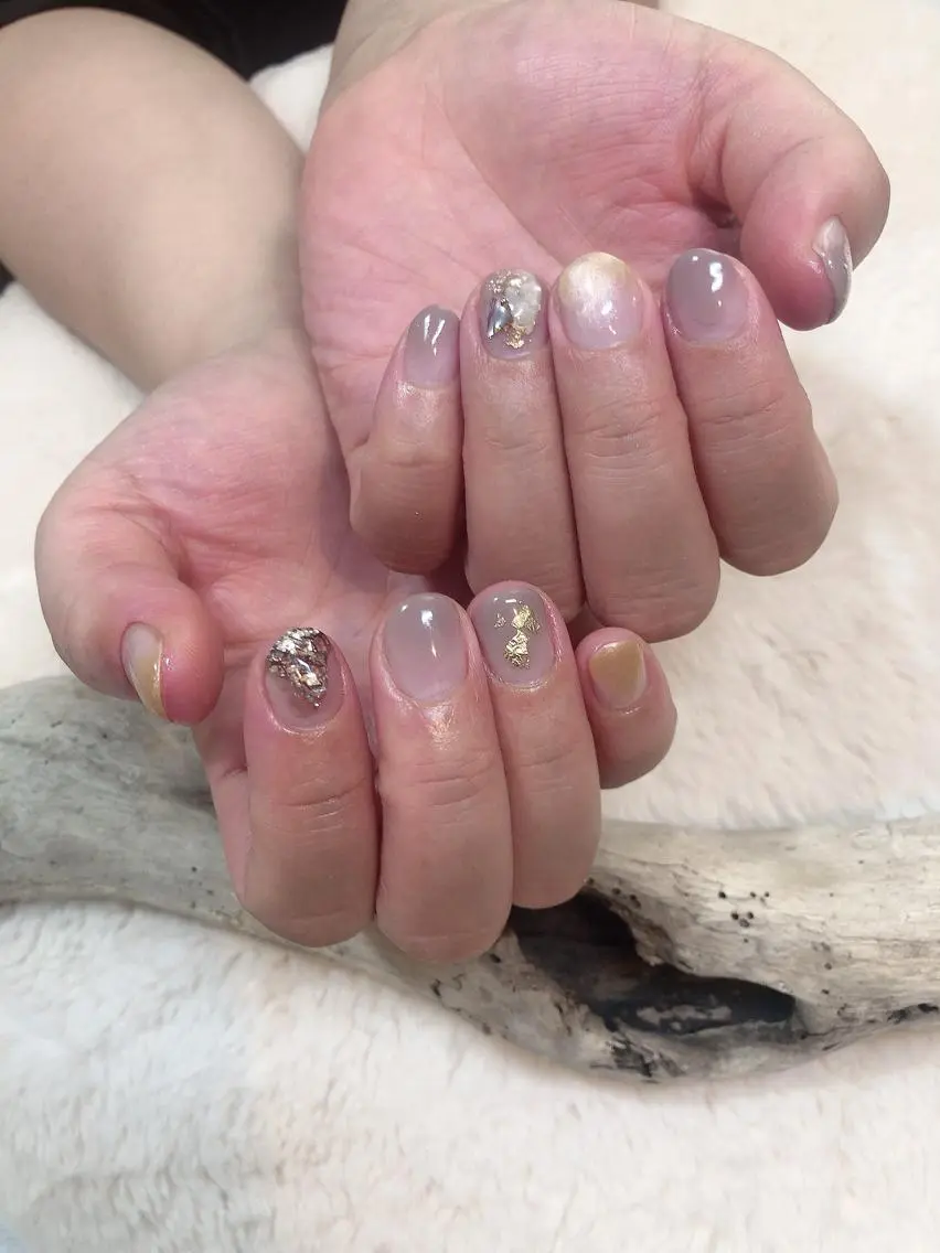 ネイル ニュアンスネイル YAS 青柳 安代のネイルデザイン