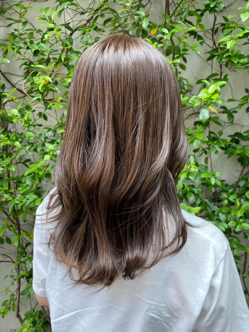 ミディアム カット ヘアカラー トリートメント 🌟美髪縮毛矯正🌟 吉田冴一のヘアスタイル