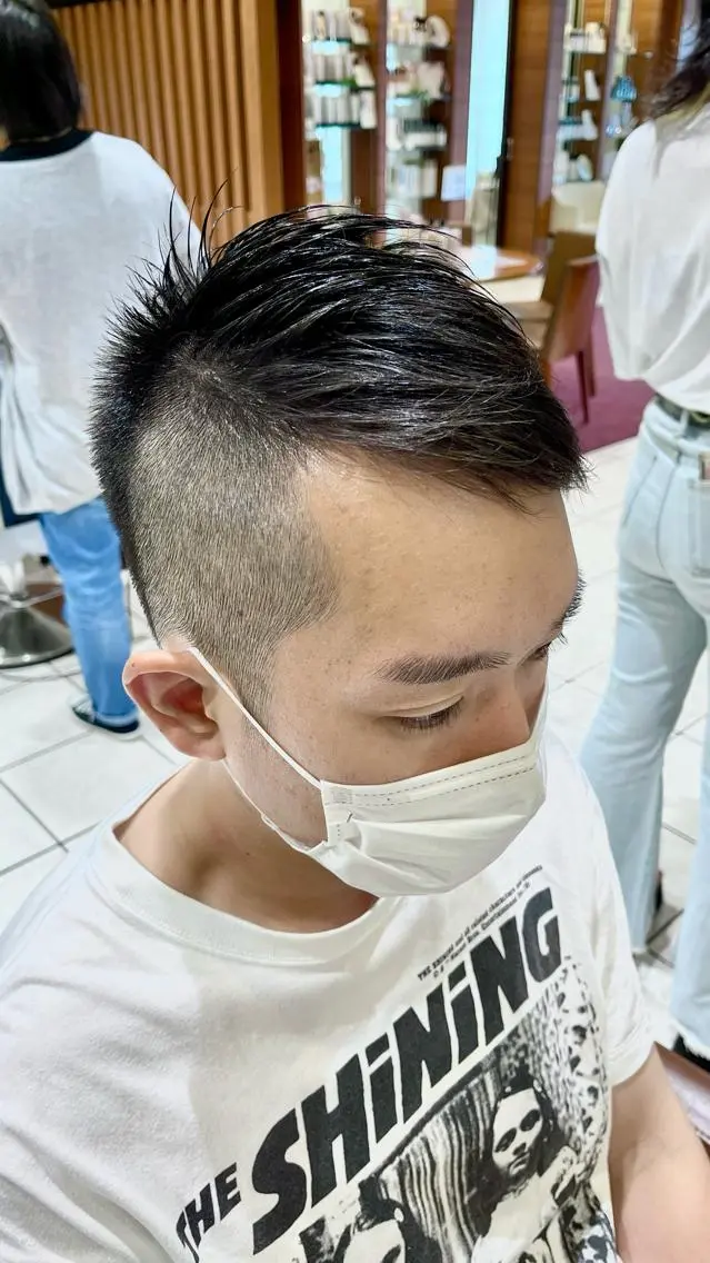 ショート メンズ 刈り上げ テラモト カズヨシのヘアスタイル