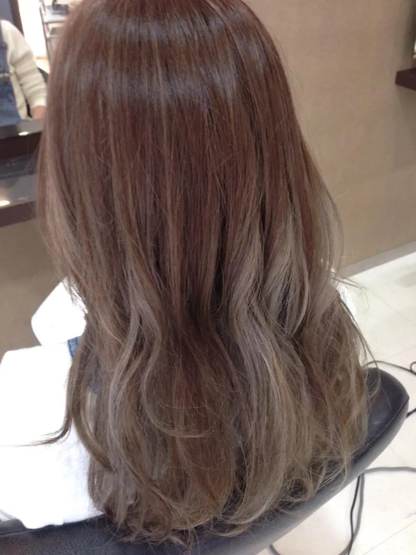 セミロング カラー ヘアアレンジ 浅川 実行のヘアスタイル