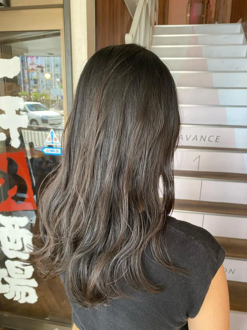 ロング アッシュ 【暗め透明感カラー】 【インナー】小島良太のヘアスタイル