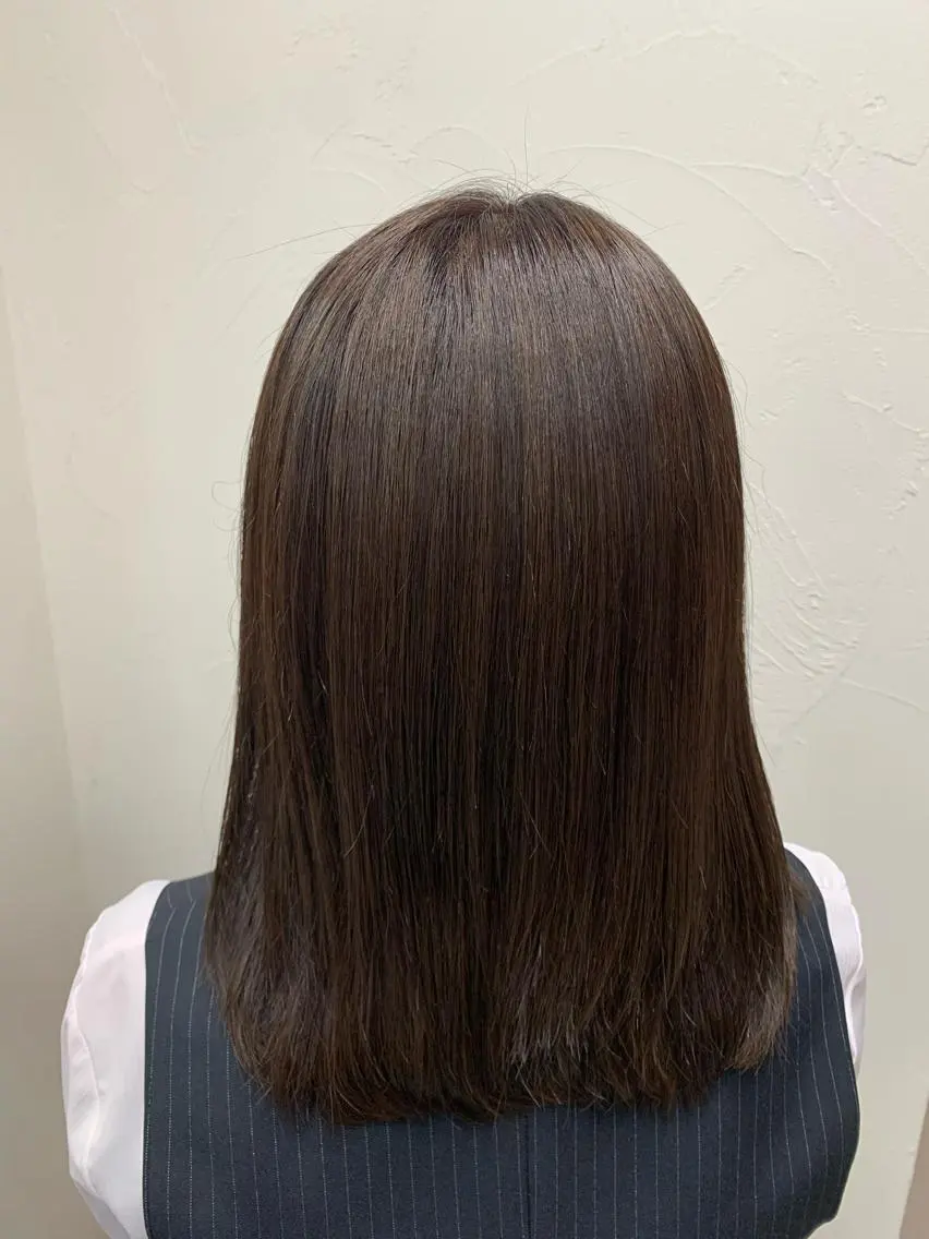 ミディアム 三好 羽美のヘアスタイル
