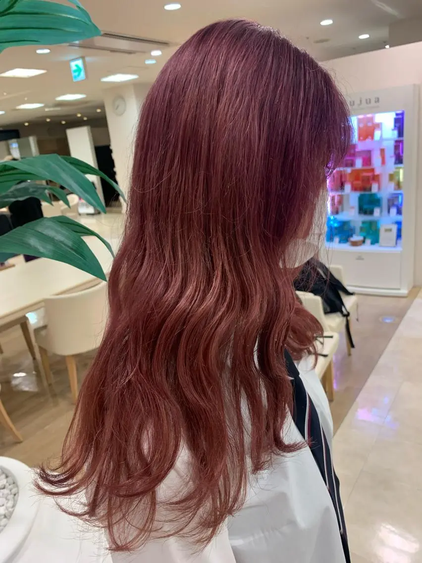 セミロング カラー 暖色/ブリーチカラー 🎀 M i k uのヘアスタイル