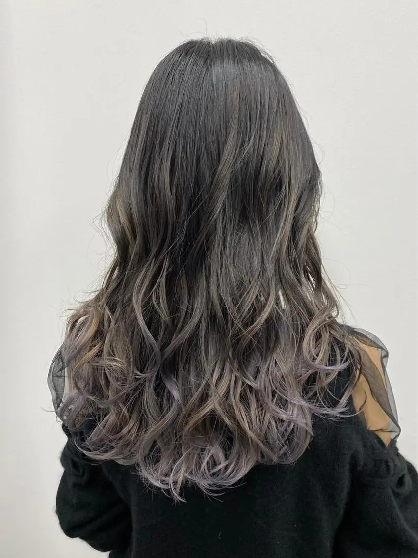 ロング カラー パーマ ヘアアレンジ グラデーションカラー 【公式】amble luxe池袋東口🩷のヘアスタイル