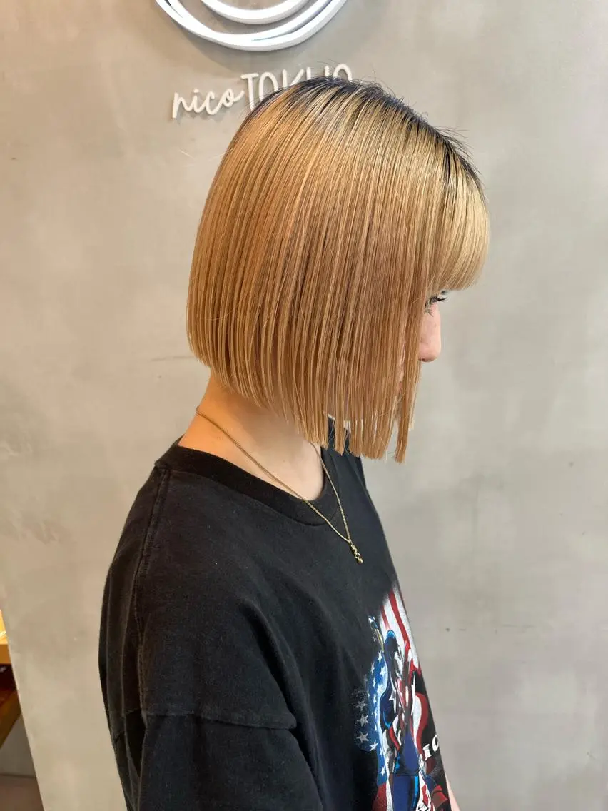 ミディアム カラー カット ヘアカラー トリートメント 縮毛矯正ボブ&顔まわ レイヤー♡TOMOEのヘアスタイル