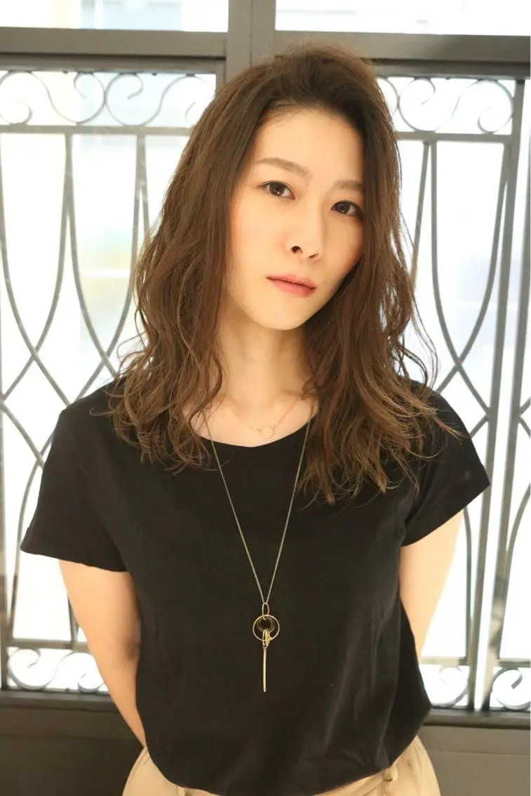ロング カット ヘアカラー トリートメント 大人女性に寄り添う 髪質改善サロンのヘアスタイル