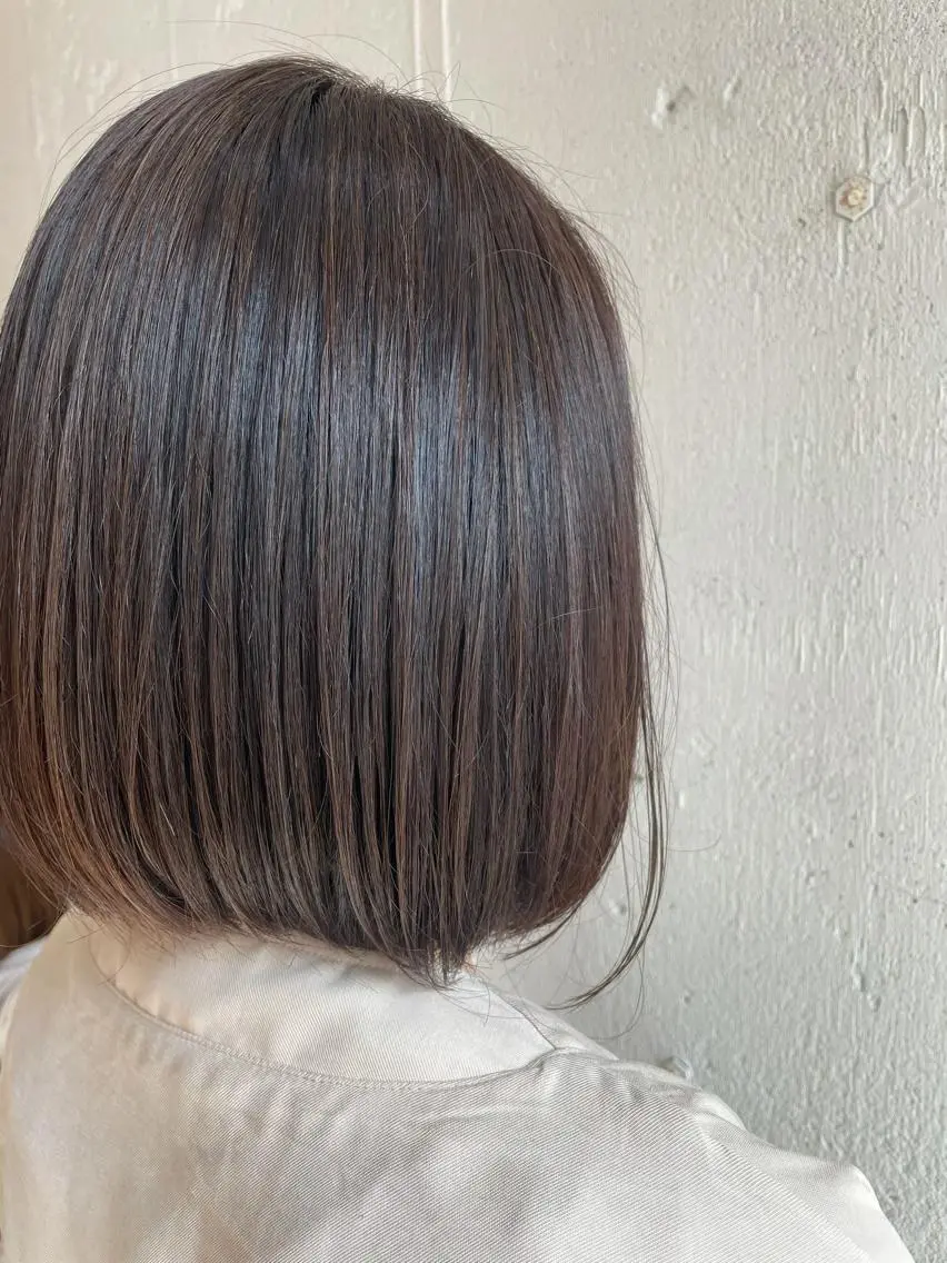 ショート カラー hisano / ハイトーン･透明感のヘアスタイル