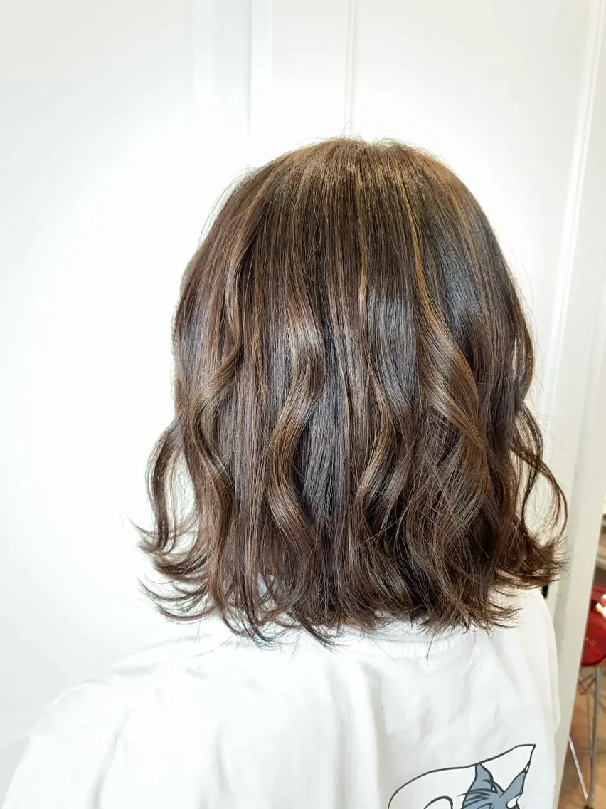 ミディアム カラー 坂 瑞希のヘアスタイル