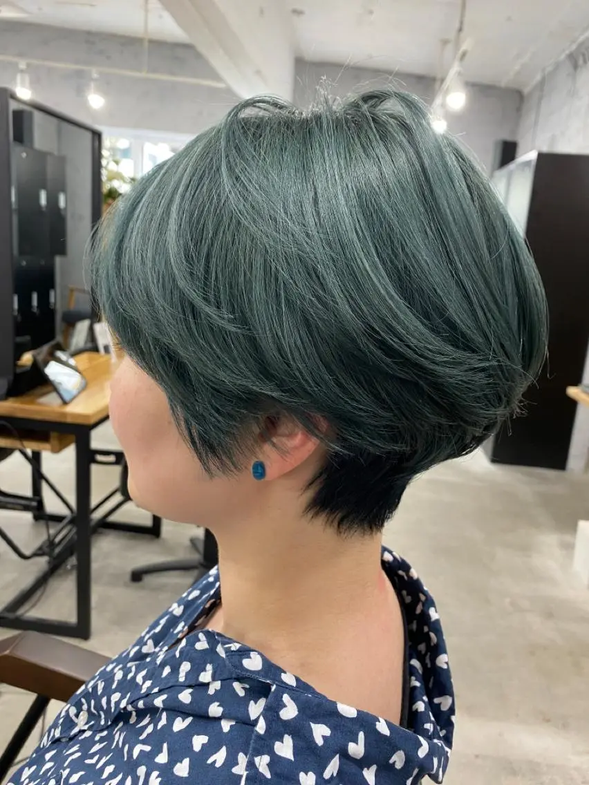 ショート カット ヘアカラー MICO hairのヘアスタイル