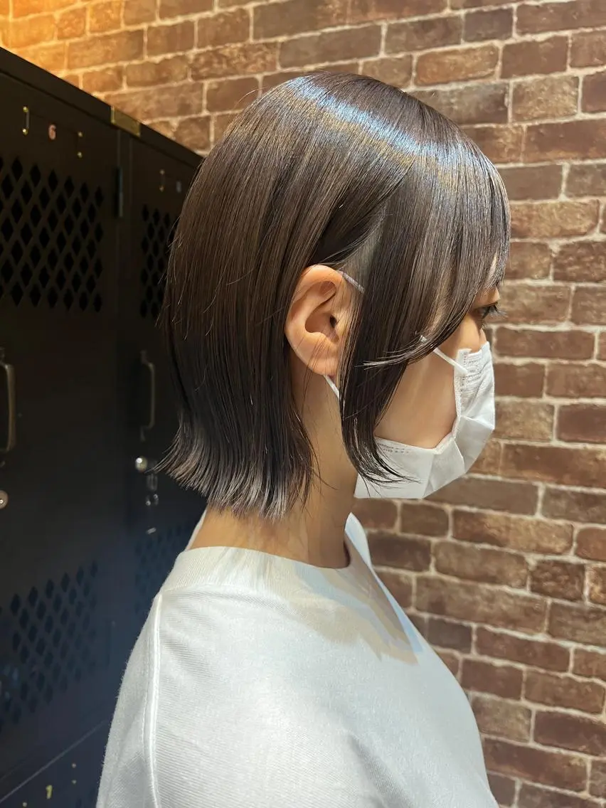 ミディアム カラー パーマ ヘアアレンジ メンズ キッズ ネイル マツエク・マツパ アイブロウ ミディアムパーマ メンズパーマ ブラウンカラー ケアカラー 透明感カラー 久木原 ゆりのヘアスタイル