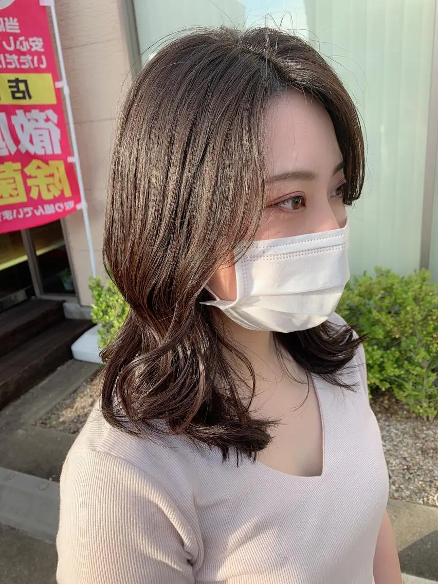 ミディアム 保野加/トレンドボブ 透明感爆発カラーのヘアスタイル