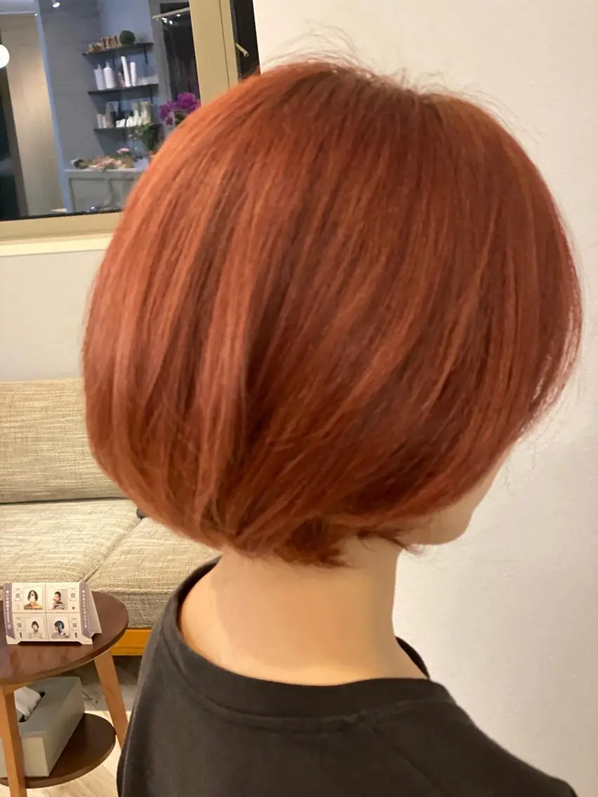 ショート 透明感カラー✨ 酸性ストレート特化のヘアスタイル