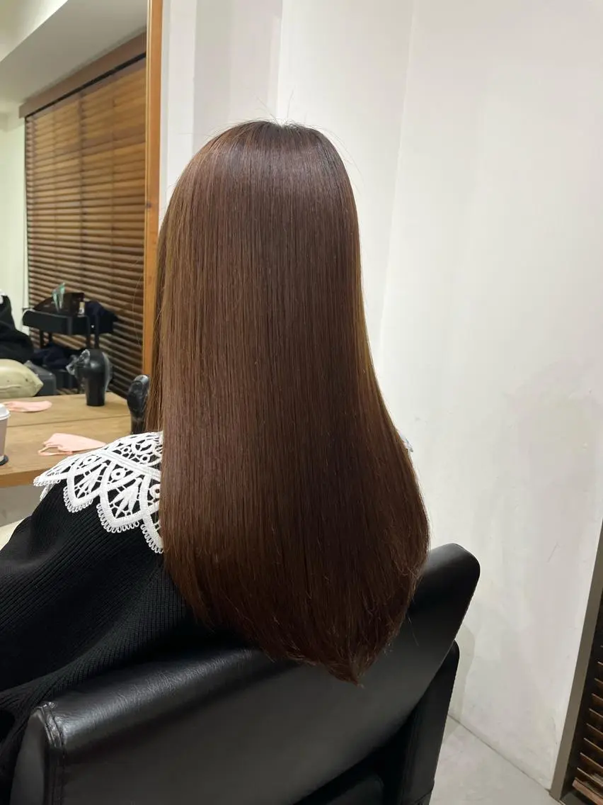 ロング 酸性ストレート ✨🎨ブリーチなし 透明感カラー✨美友のヘアスタイル