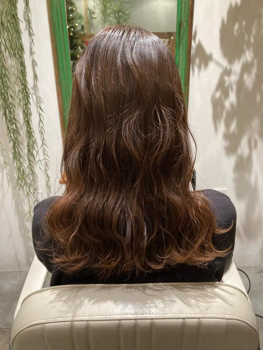 カラー ブラウンカラー ナチュラルブラウン 大方 いくみのヘアスタイル