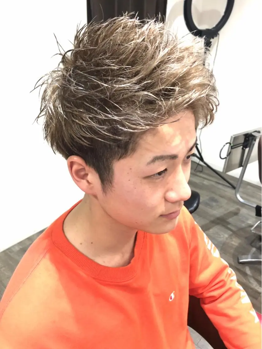 ショート カラー メンズ メンズブリーチ ブリーチ ダブルカラー メンズヘア特化 崎田 成人のヘアスタイル