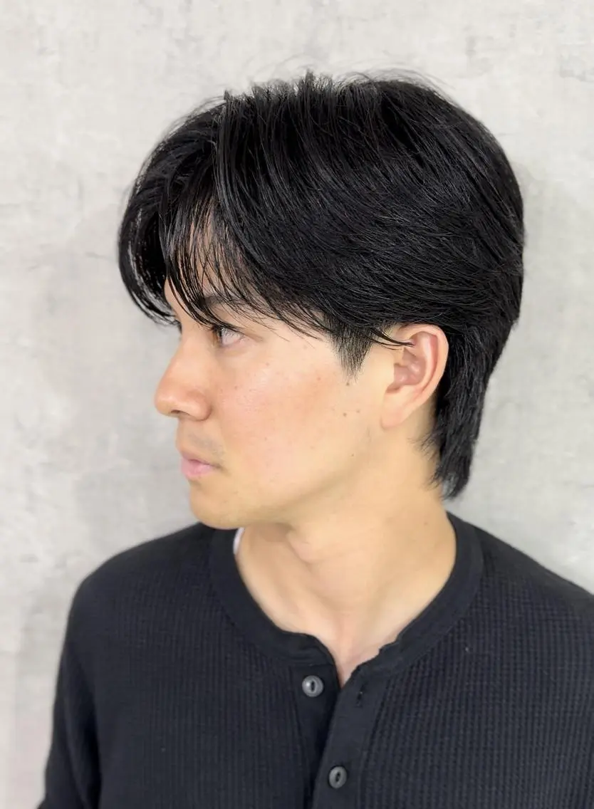 ショート カラー パーマ メンズ センターパート ダウンパーマ カルマパーマ メンズパーマ ニュアンスパーマ カット パーマ トリートメント ヘアセット Men's Eir Kodamaのヘアスタイル