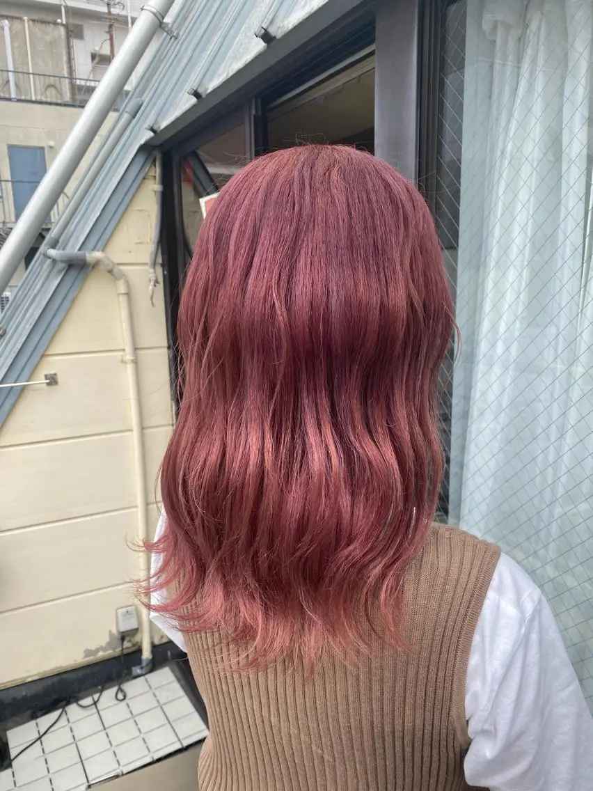 ロング カラー ヘアアレンジ ピンクカラー ピンクパープル パープルカラー レイヤーカット×髪質 改善🇰🇷シオリのヘアスタイル