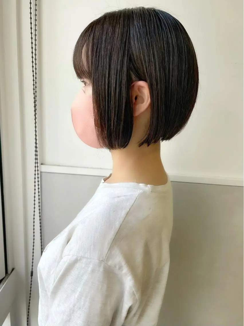 ショート カラー ボブ 齋藤 咲のヘアスタイル