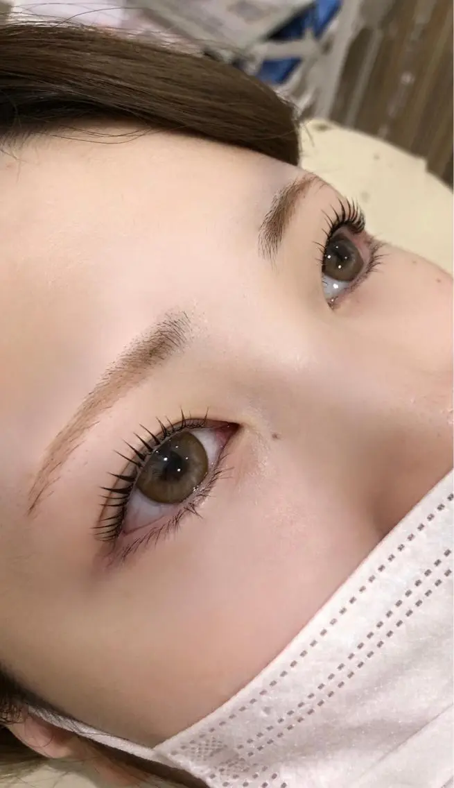 ネイル マツエク・マツパ アイブロウ 眉カラー 韓国風マツエク パリジェンヌラッシュリフト まつげパーマ 長さ出し ハンドネイル フットネイル ハンドケア Nail&eye Belire 新宿のネイルデザイン