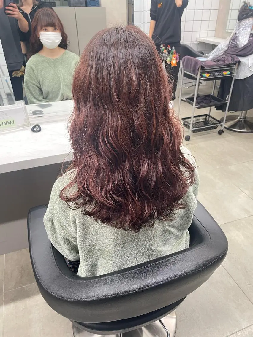 ミディアム カラー パーマ ヘアアレンジ メンズ キッズ ネイル マツエク・マツパ アイブロウ カット パーマ 🦋縮毛/韓国レイヤ ー/透明感カラー🦋のヘアスタイル