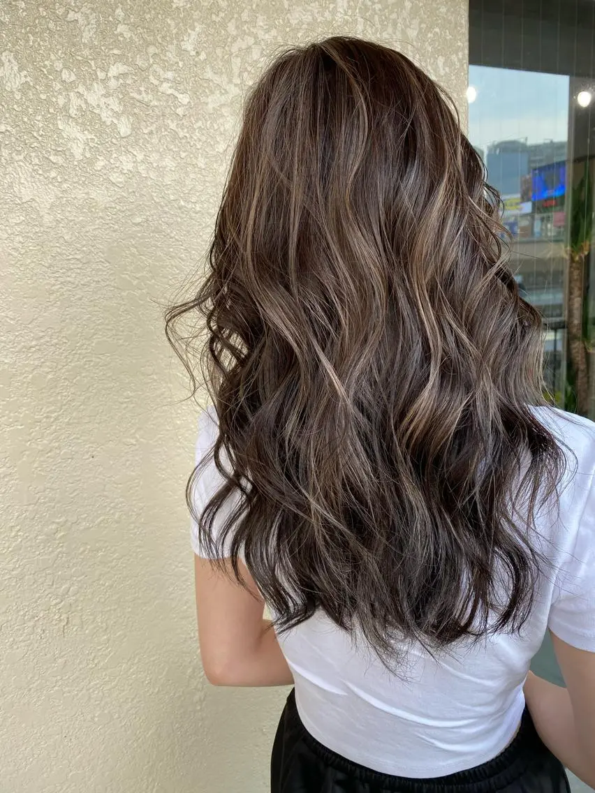 ロング カラー パーマ ヘアアレンジ メンズ キッズ ネイル マツエク・マツパ レイヤー／顔周り 韓国ヘア森田和貴のヘアスタイル