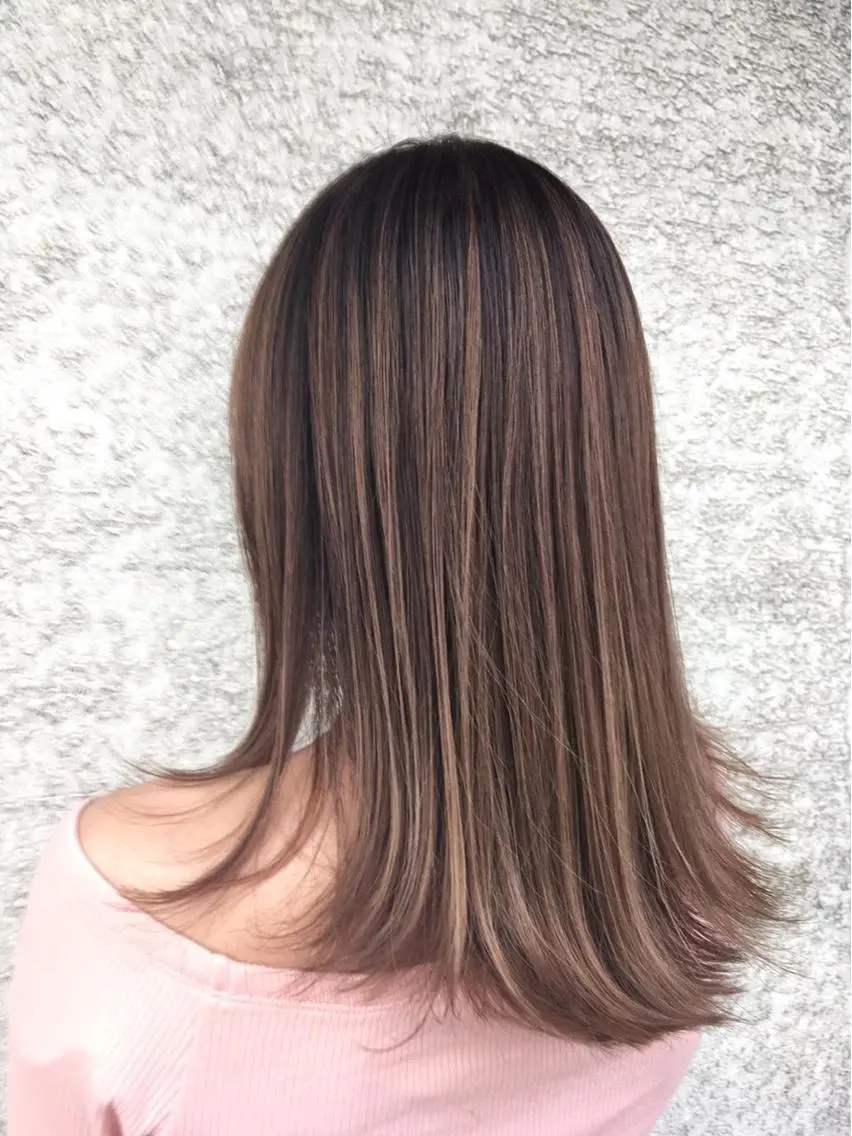 セミロング カラー flocci🌙 フロクシのヘアスタイル