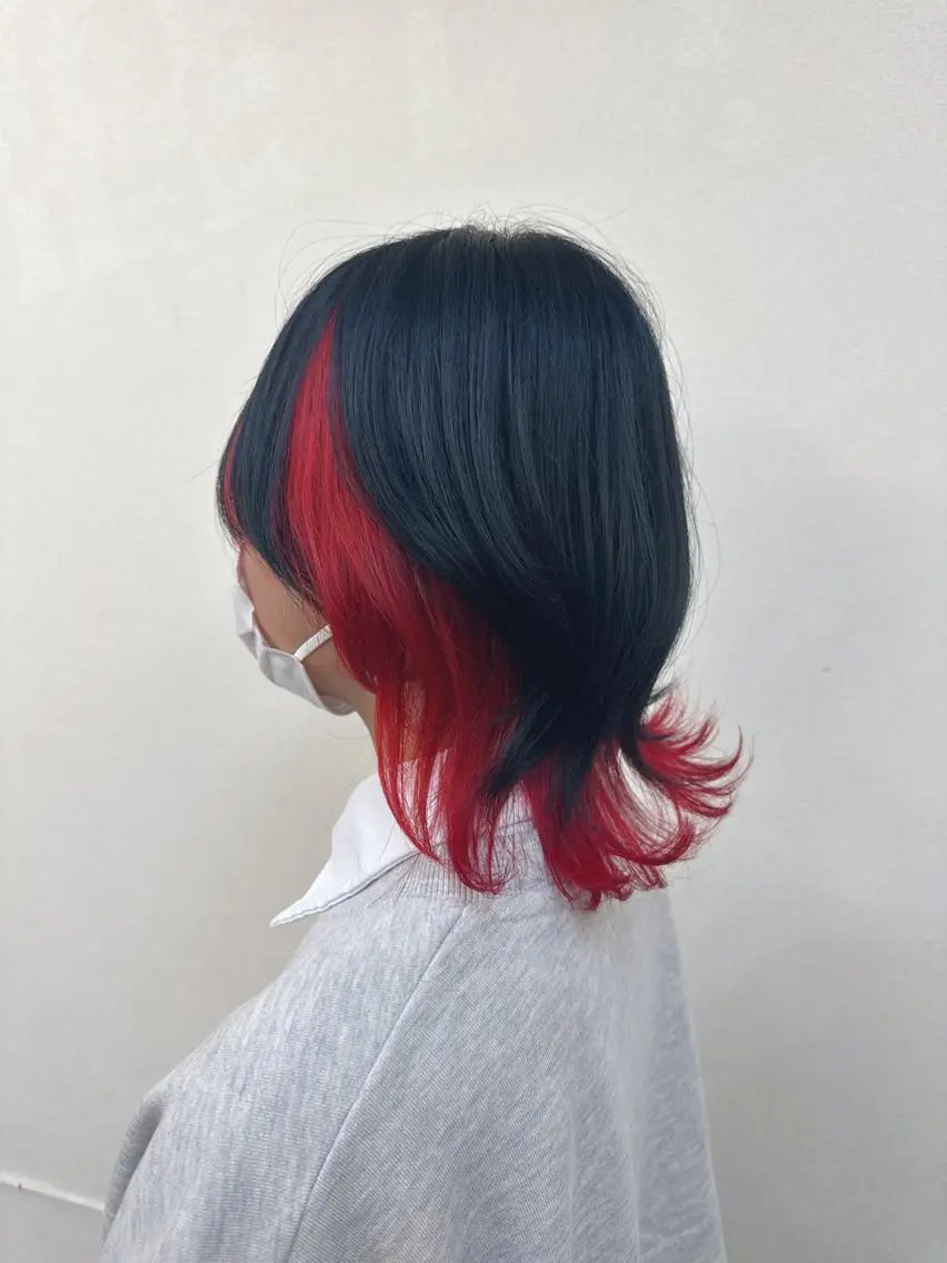 カラー ミディアム インナーカラー ウルフカット IN∞hair/ インヘアー/下伊福店のヘアスタイル