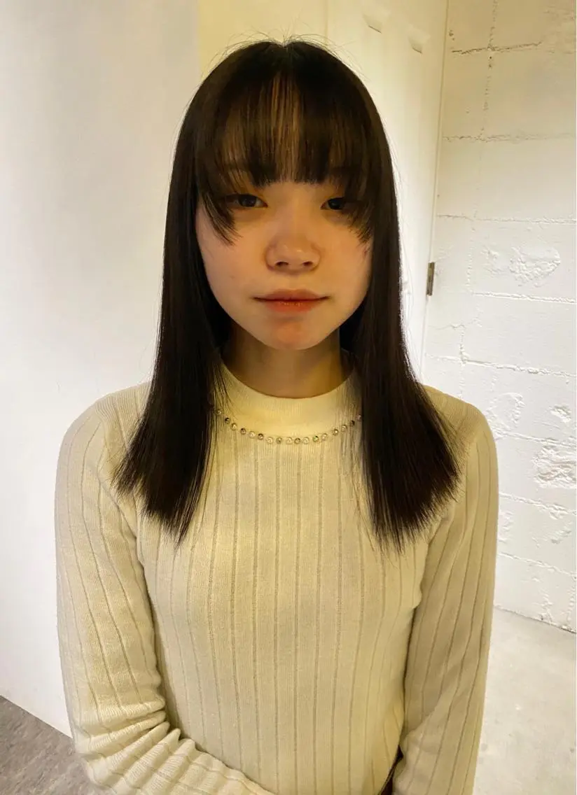 セミロング カラー 聖 来のヘアスタイル