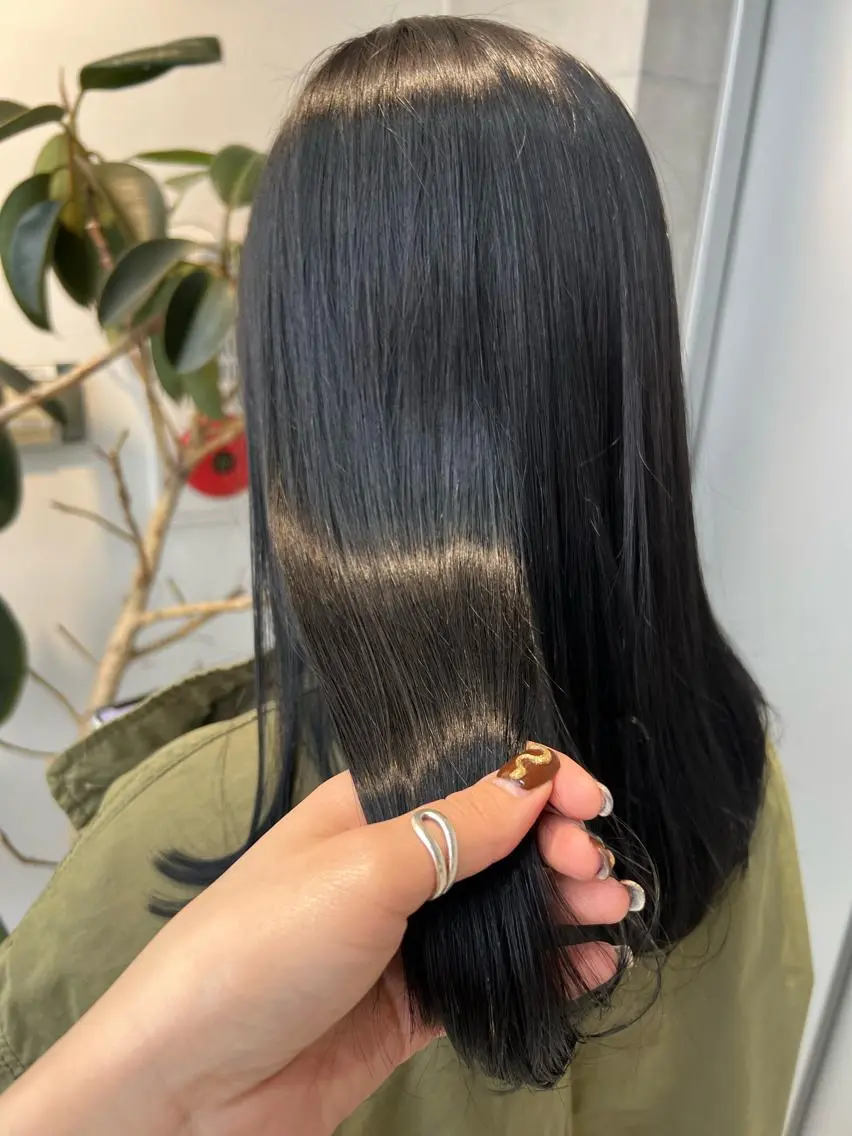 ミディアム カラー パーマ ヘアアレンジ メンズ キッズ ネイル マツエク・マツパ アイブロウ 丁寧なカウンセリング 🌿Chiemi🌿のヘアスタイル