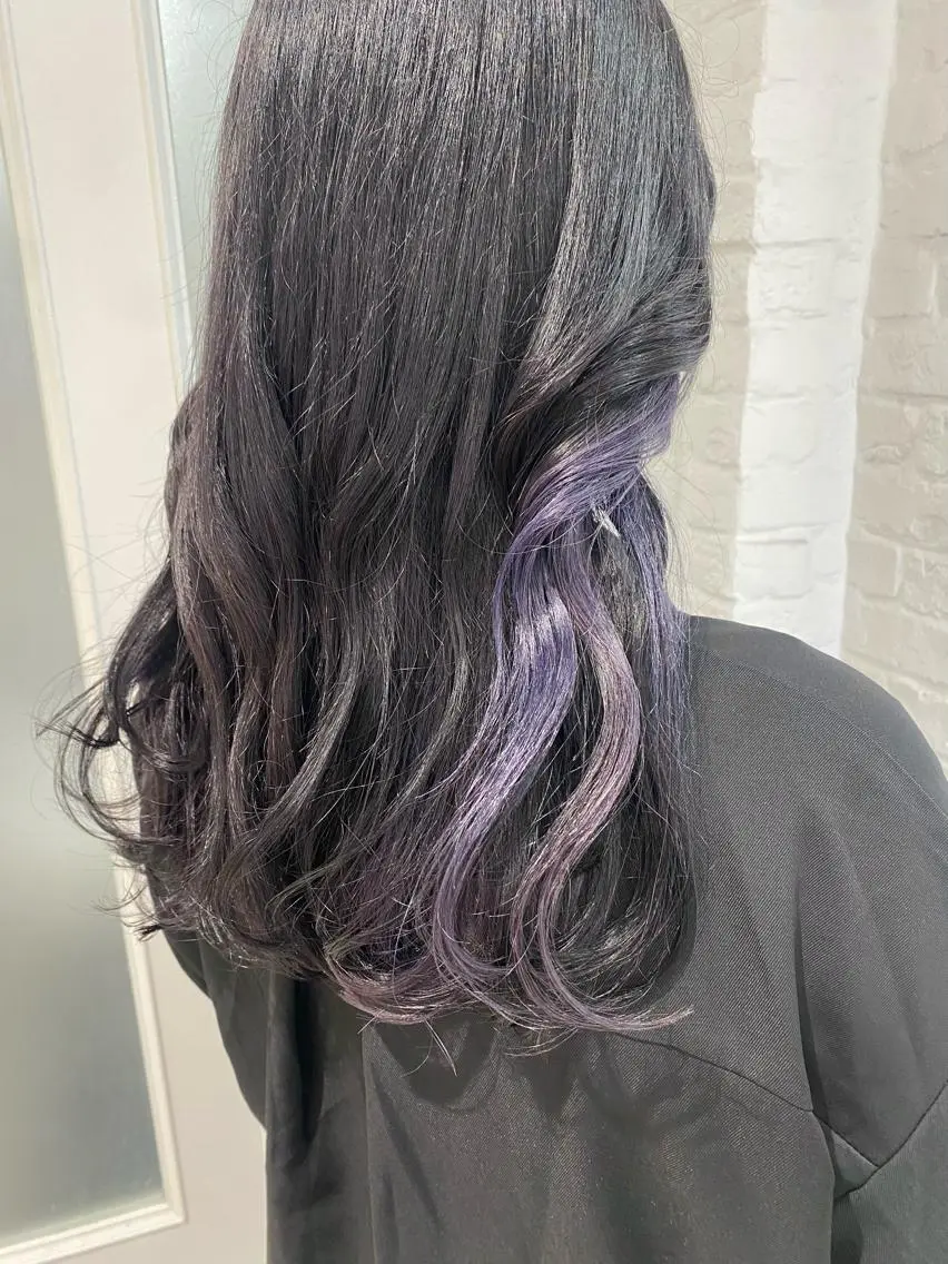 カラー Ida Akaneのヘアスタイル