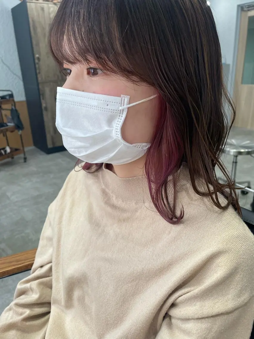 カラー インナーカラー yui/ layer cutのヘアスタイル