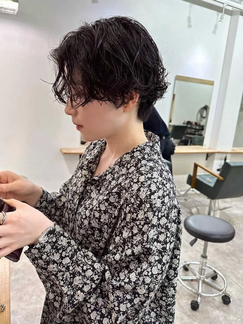 ショート パーマ ニュアンスパーマ カット パーマ トリートメント パーマ/透明感カラー /ボブ/吉田一生のヘアスタイル