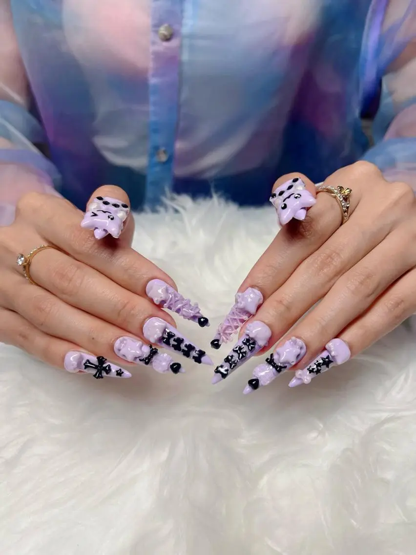 ネイル 韓国ネイル マグネットネイル 持ち込み ニュアンスネイル シンプルネイル ハンドネイル Huyn Nail Shinjyukuのネイルデザイン