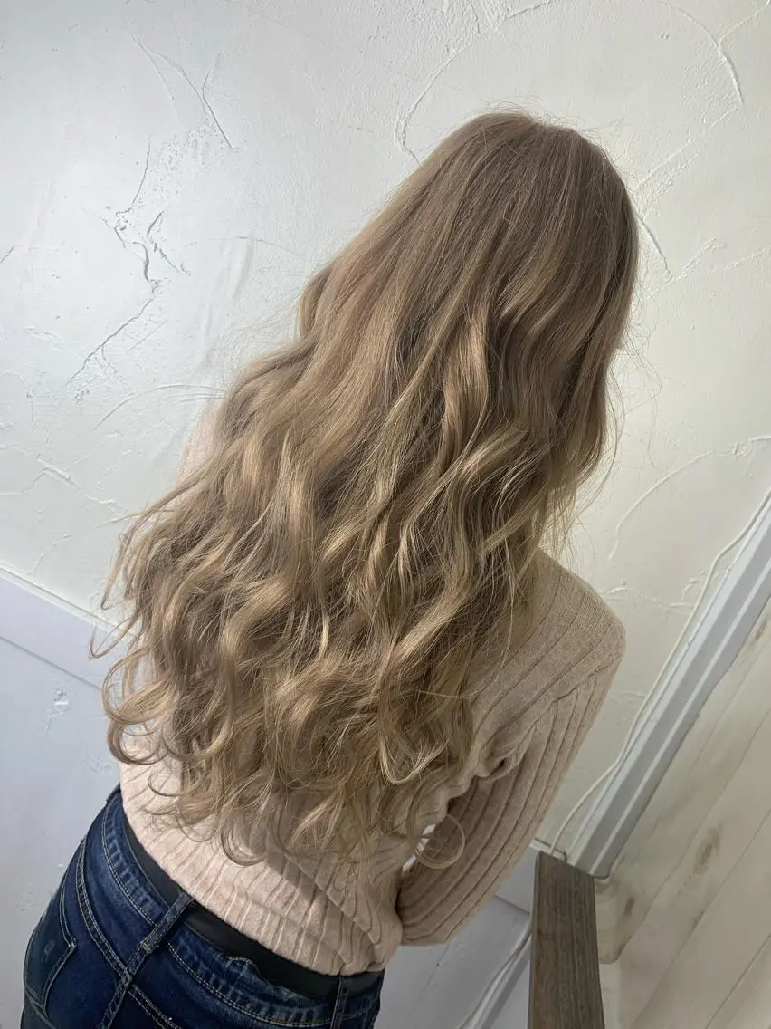 ロング ヘアカラー 失敗したくない人へ ハイトーン美容師のヘアスタイル