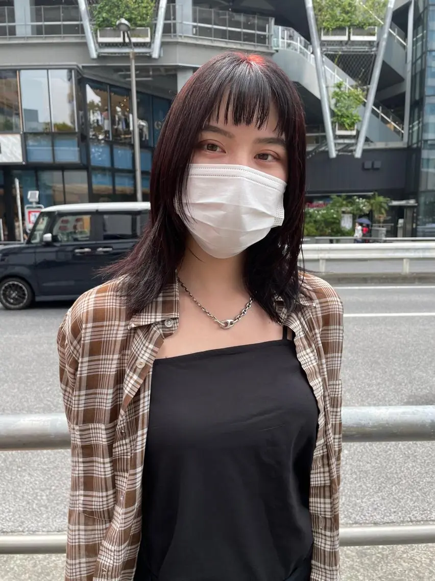 セミロング カラー パーマウルフショート 濱田匠のヘアスタイル