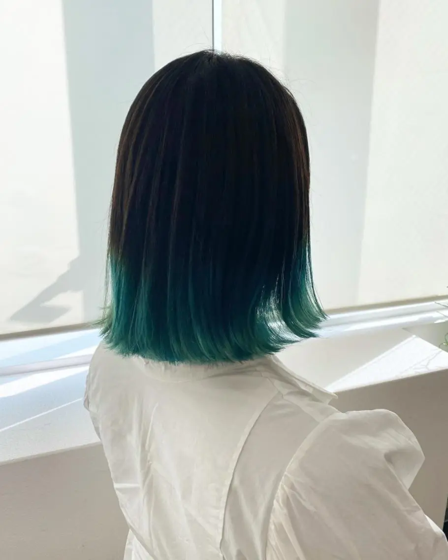 ミディアム カラー グラデーションカラー RU RIのヘアスタイル
