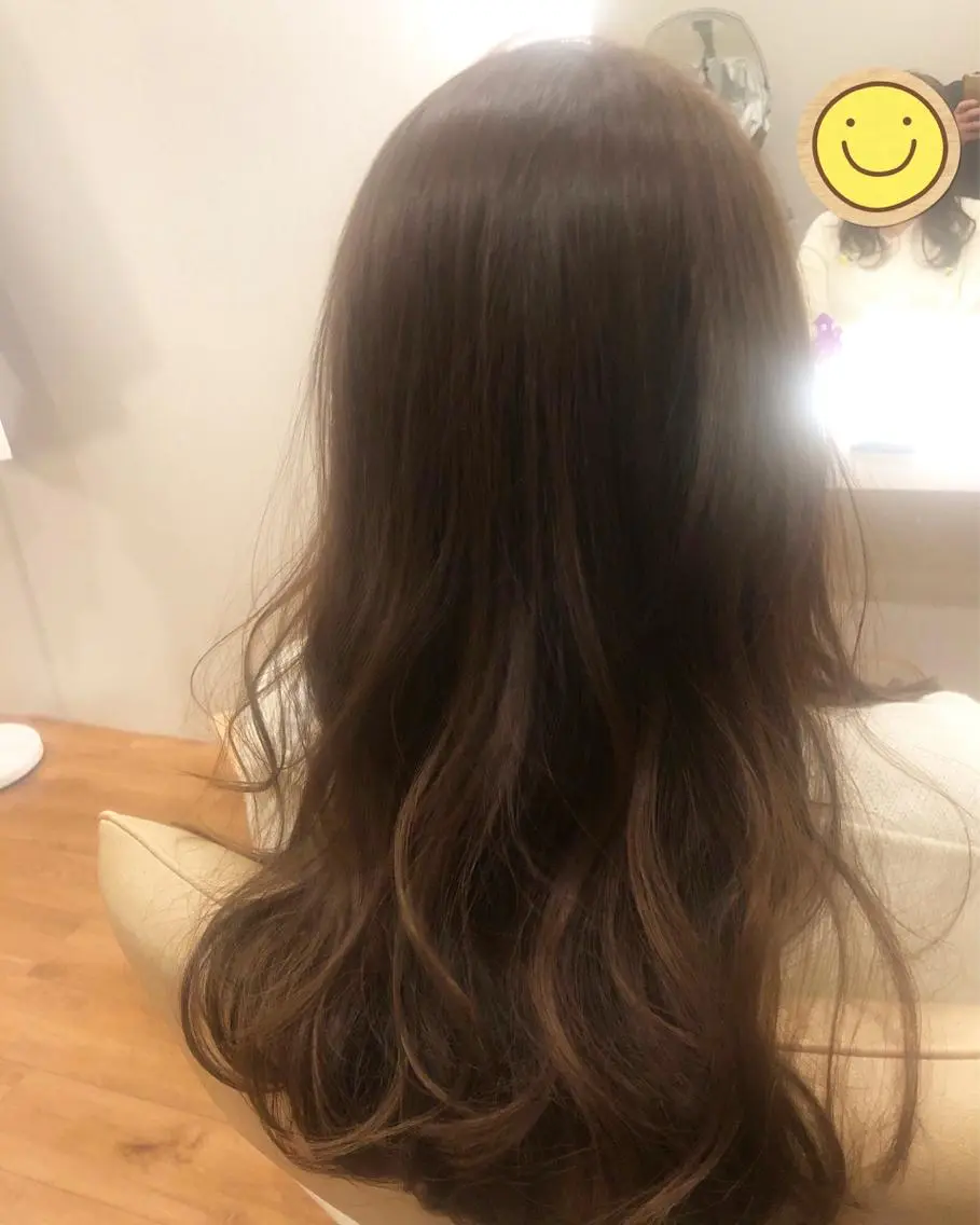 セミロング カラー パーマ 小林 まさきのヘアスタイル