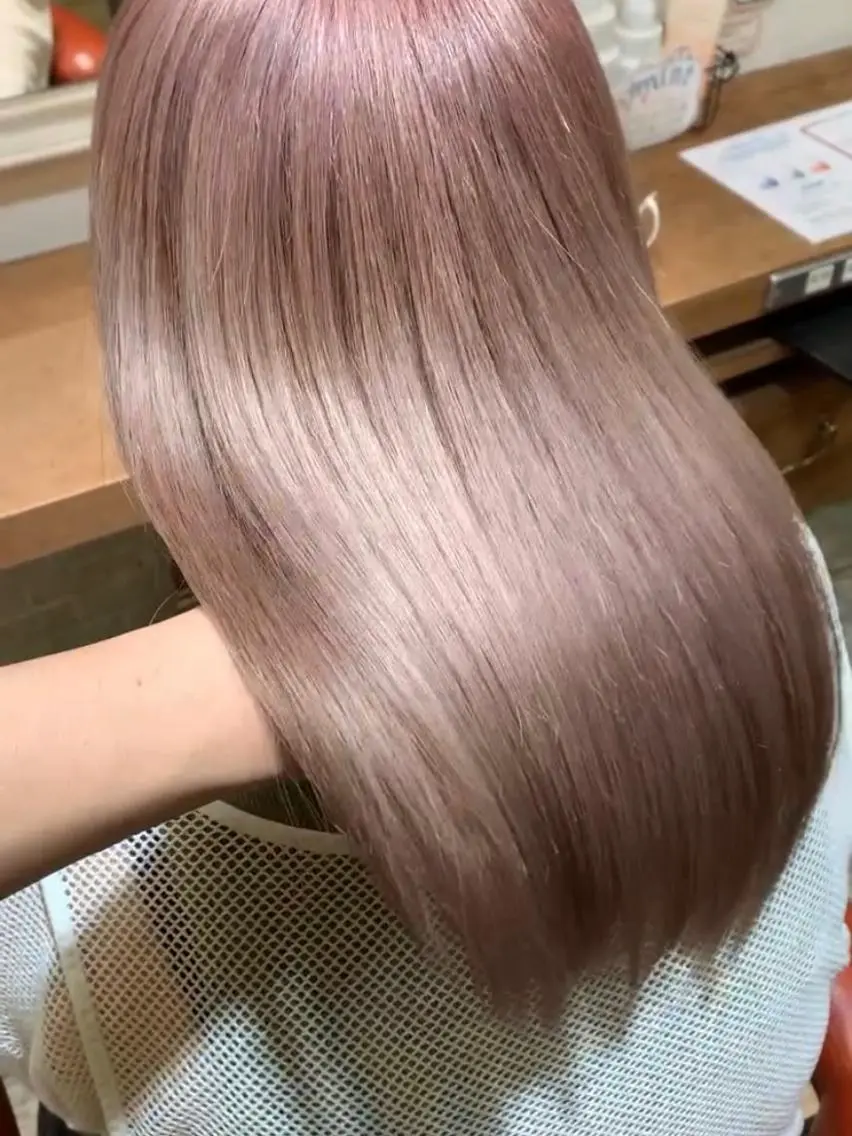 セミロング カラー ベージュカラー ピンクカラー ピンクベージュ ヘアカラー トリートメント 髪質改善*韓国ヘア* レイヤー*IBUKIのヘアスタイル