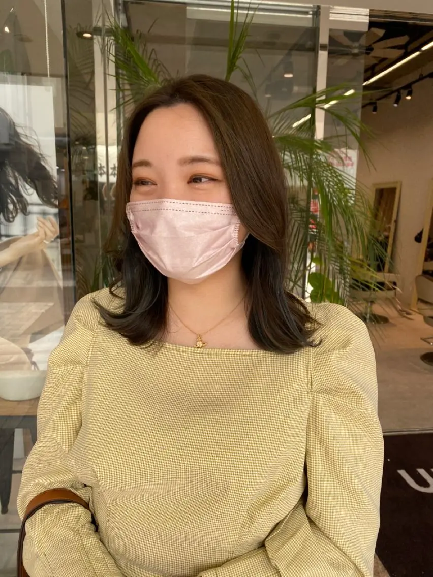 ミディアム カラー くびれヘア 韓国風ヘア 町田縮毛矯正/ 髪質改善/美髪特化のヘアスタイル