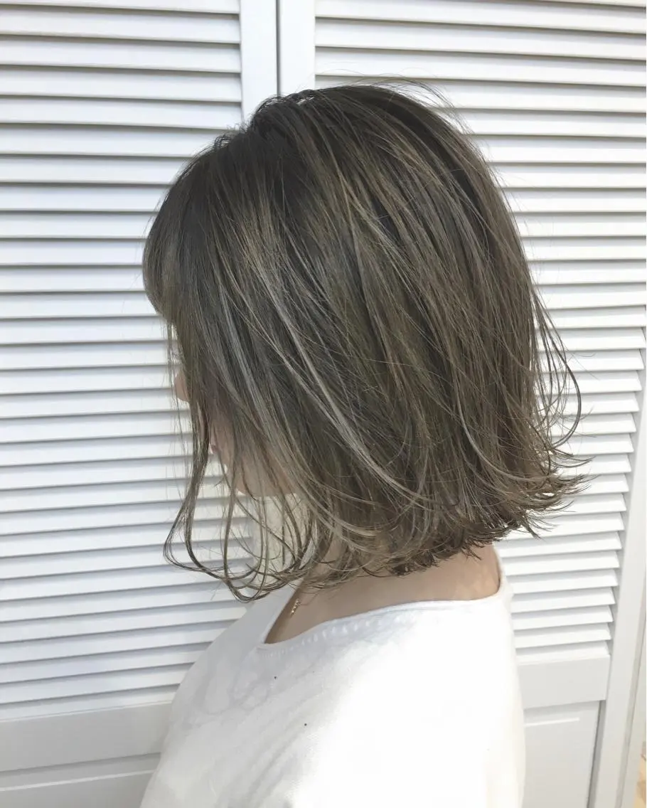 ショート カラー 切りっぱなしボブ ハイライトカラー ボブ ハイライト ❤️ダブルカラー 髪質改善❤️SAYAのヘアスタイル
